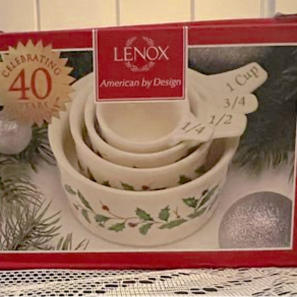 Lenox NIB Christmas Measuring Cups